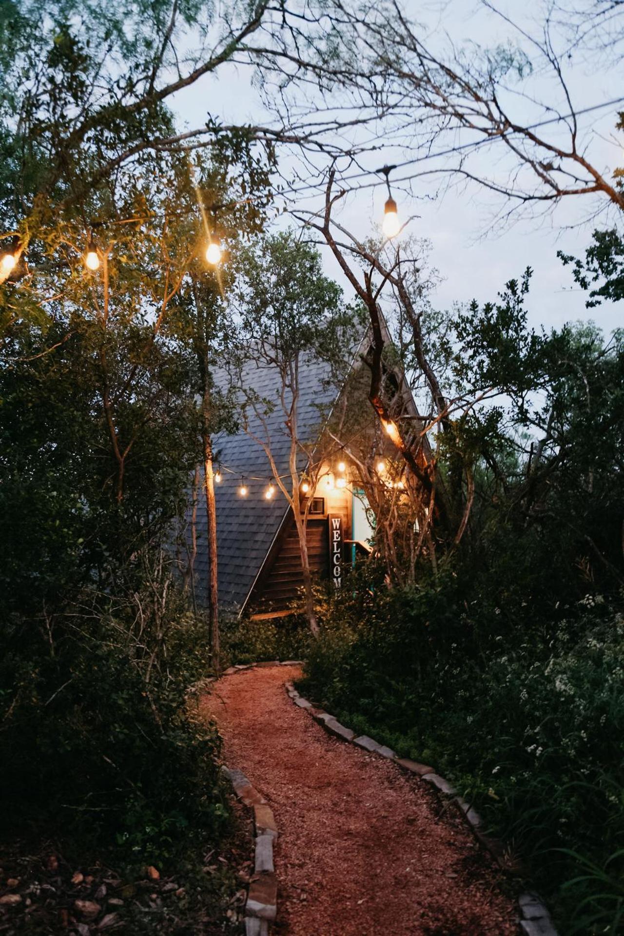 The Maverick: A-Frame W/ Hammock And Tree Top View 뉴 브라운펠스 외부 사진